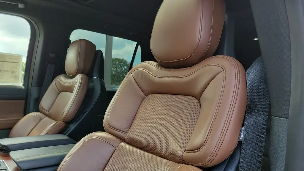 2022 Lincoln Navigator L Reserve