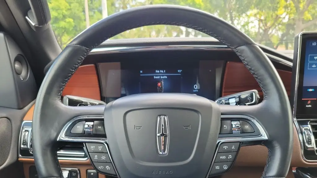 2022 Lincoln Navigator L Reserve