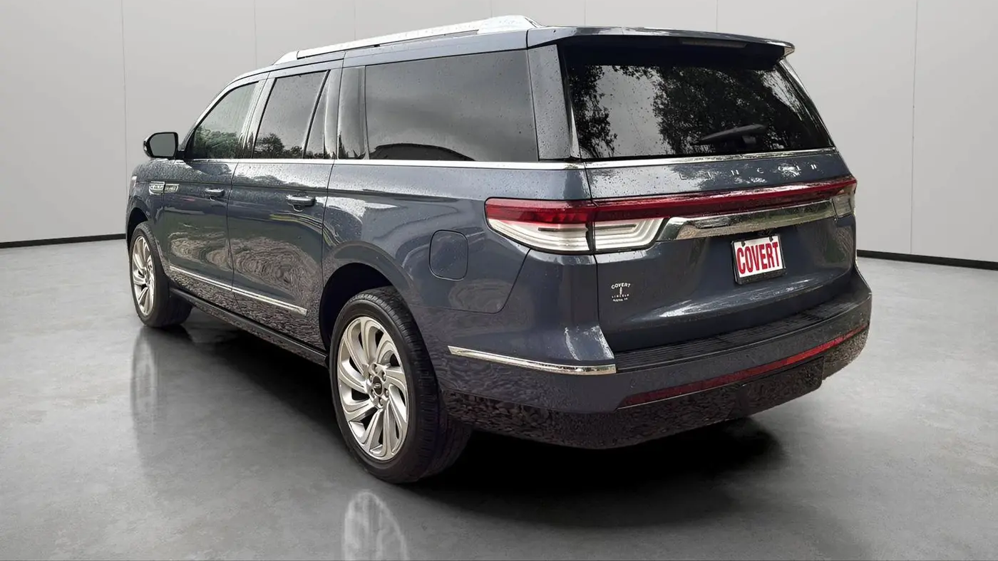 2022 Lincoln Navigator L Reserve