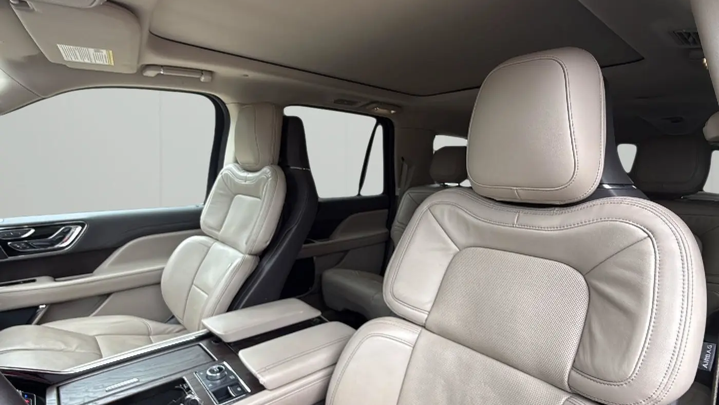 2022 Lincoln Navigator L Reserve