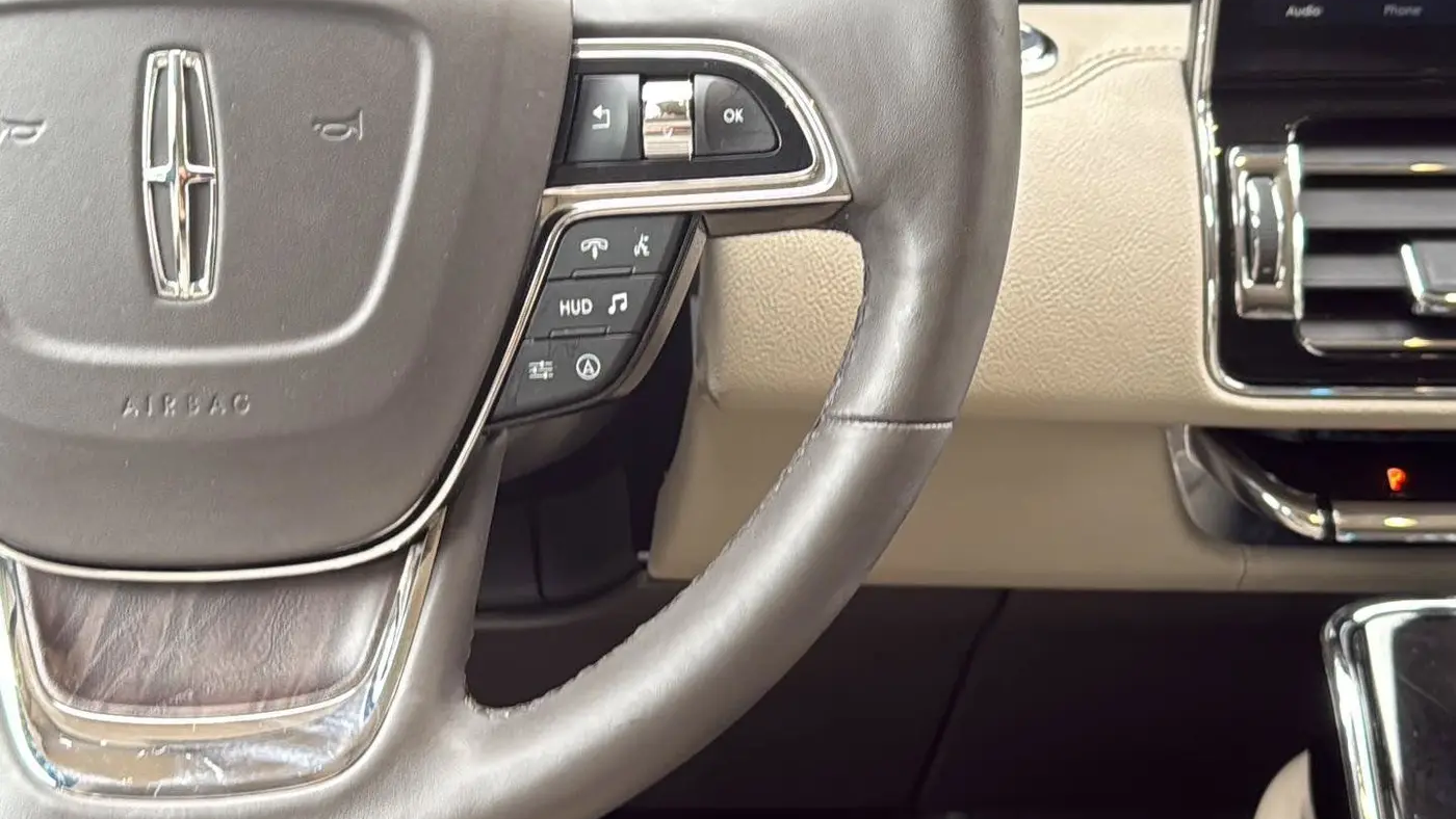 2022 Lincoln Navigator L Reserve