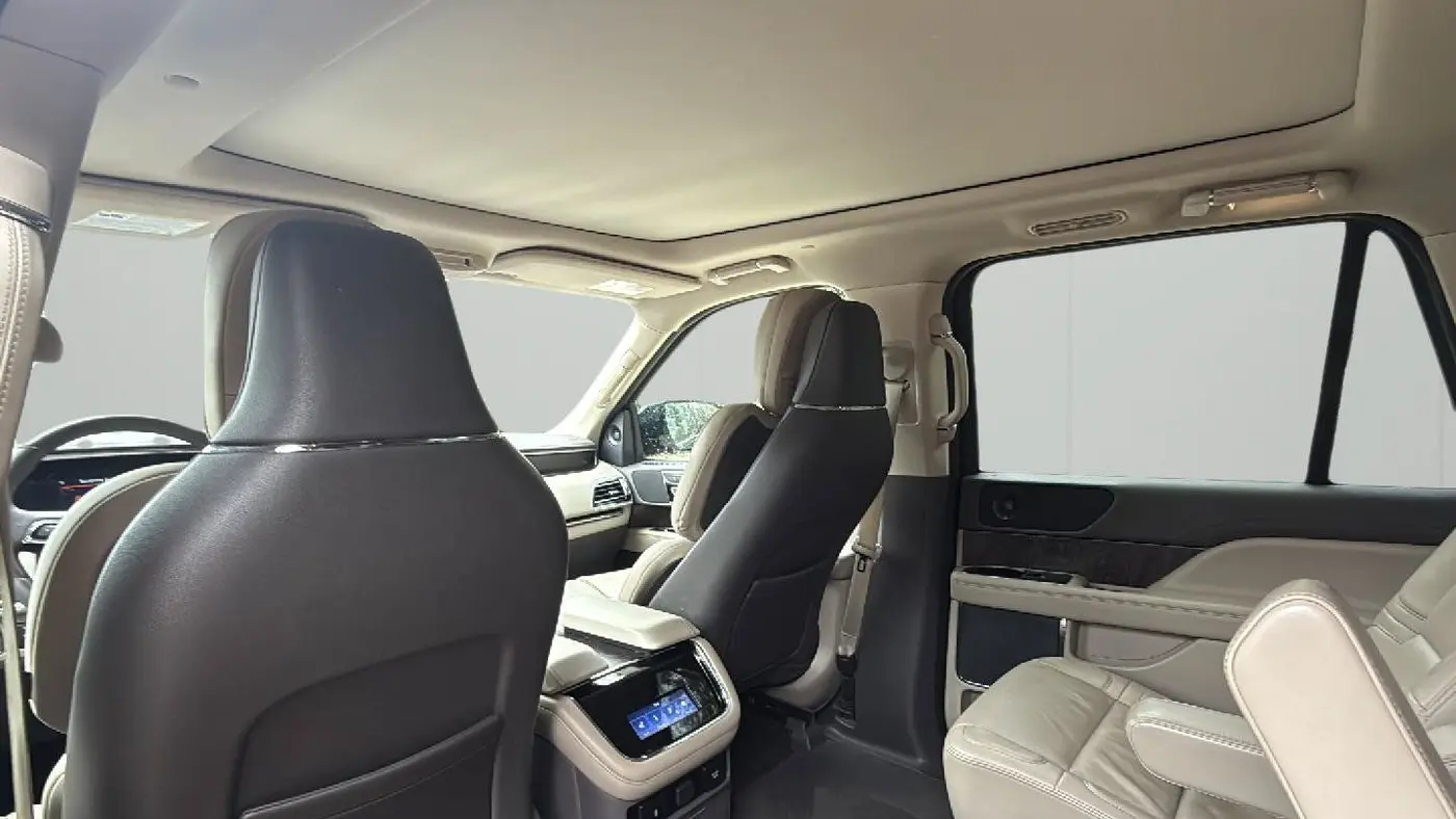 2022 Lincoln Navigator L Reserve