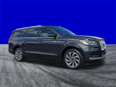 Photo of a 2022 Lincoln Navigator L 4X2 Reserve 4DR SUV for sale