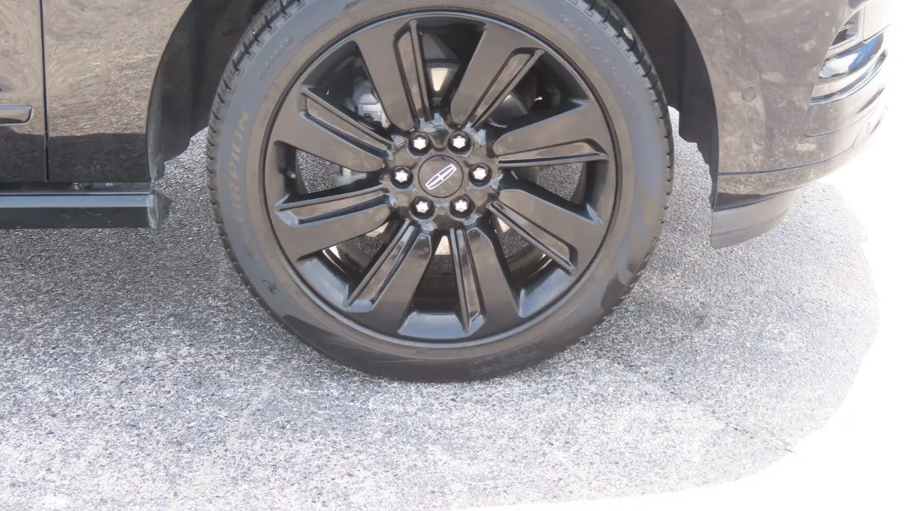 2022 Lincoln Navigator L Reserve