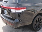 2022 Navigator L Thumbnail 16