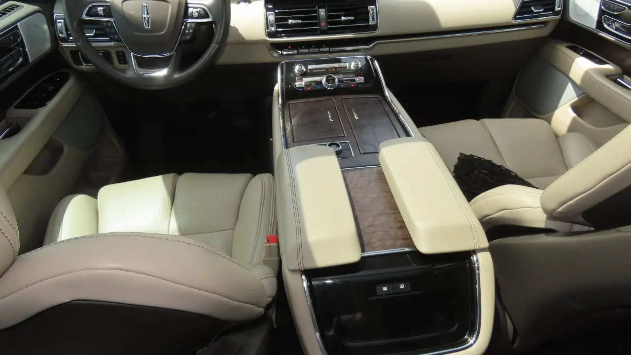 2022 Lincoln Navigator L Reserve