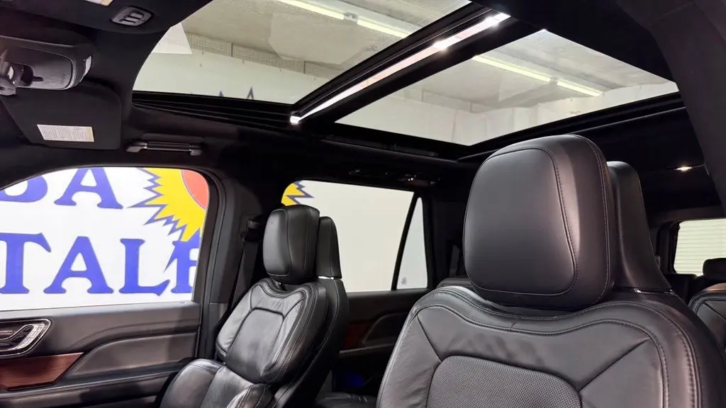 2022 Lincoln Navigator L Reserve