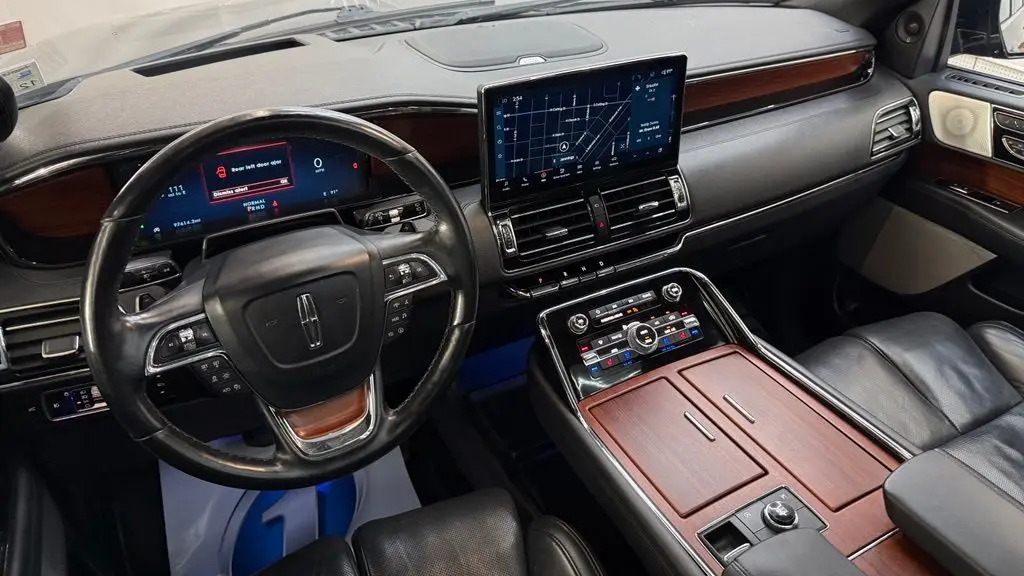 2022 Lincoln Navigator L Reserve