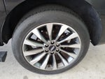 2021 Navigator L Thumbnail 21