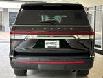 2023 Navigator L Thumbnail 5