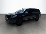 2023 Navigator L Thumbnail 3