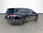 2023 Navigator L Thumbnail 7