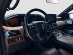 2023 Navigator L Thumbnail 9