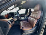 2023 Navigator L Thumbnail 22