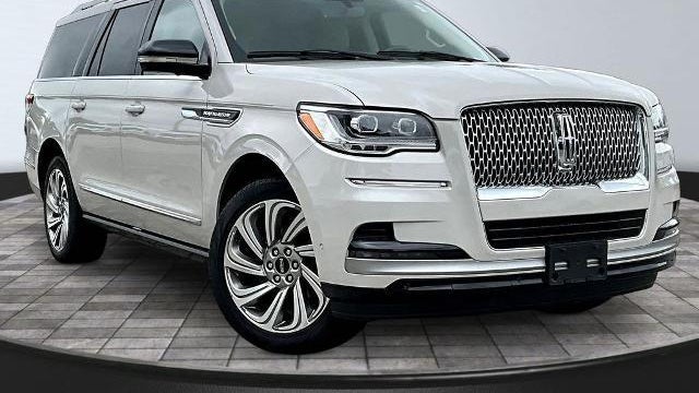 2023 Lincoln Navigator L Reserve