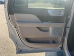 2023 Navigator L Thumbnail 11