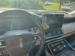 2023 Navigator L Thumbnail 22