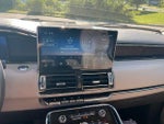 2023 Navigator L Thumbnail 24