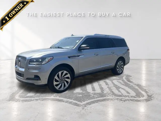 2023 Lincoln Navigator - $49,795