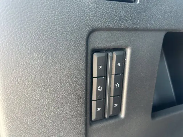 2023 Lincoln Navigator - $49,795