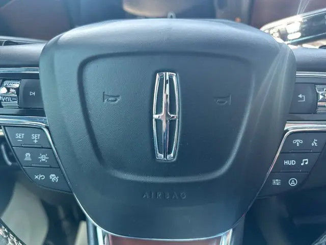 2023 Lincoln Navigator - $49,795