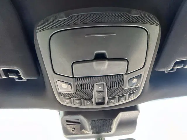 2023 Lincoln Navigator - $49,795