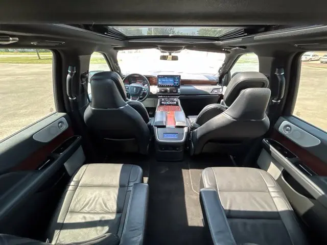 2023 Lincoln Navigator - $49,795