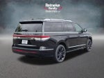 2023 Navigator L Thumbnail 5