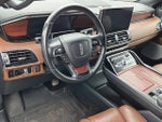 2023 Navigator L Thumbnail 11
