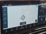 2023 Navigator L Thumbnail 16