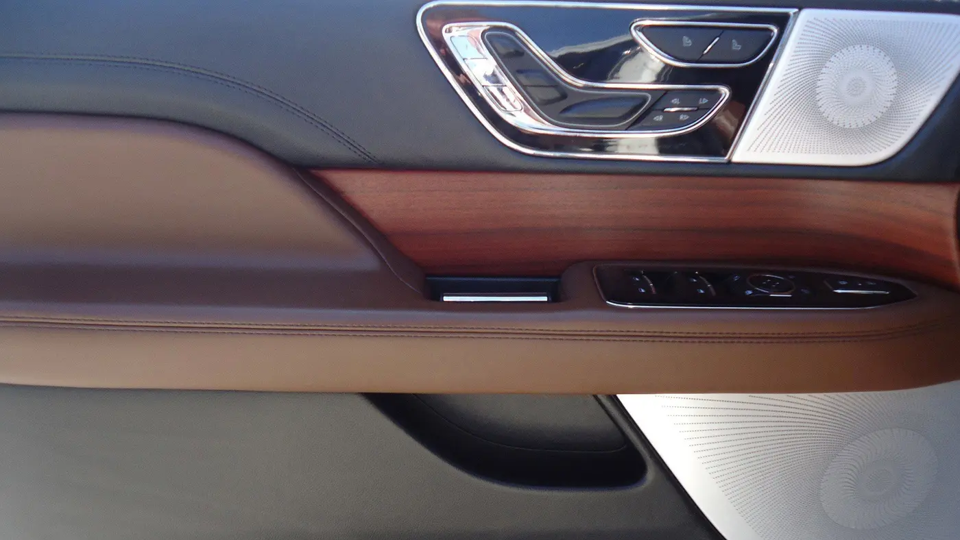 2024 Lincoln Navigator L Reserve