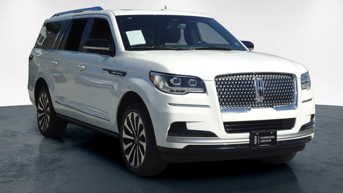 Preowned 2024 Lincoln Navigator L Reserve for Sale
