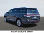 2024 Navigator L Thumbnail 3