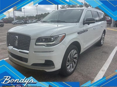 Photo of a 2024 Lincoln Navigator L 4X4 Reserve 4DR SUV for sale