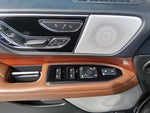 2024 Navigator L Thumbnail 9