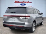 2024 Navigator L Thumbnail 3