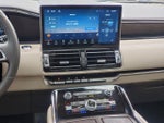 2024 Navigator L Thumbnail 26