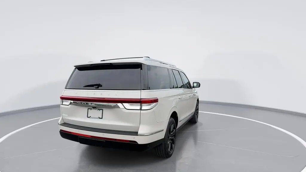 2024 Lincoln Navigator L Reserve