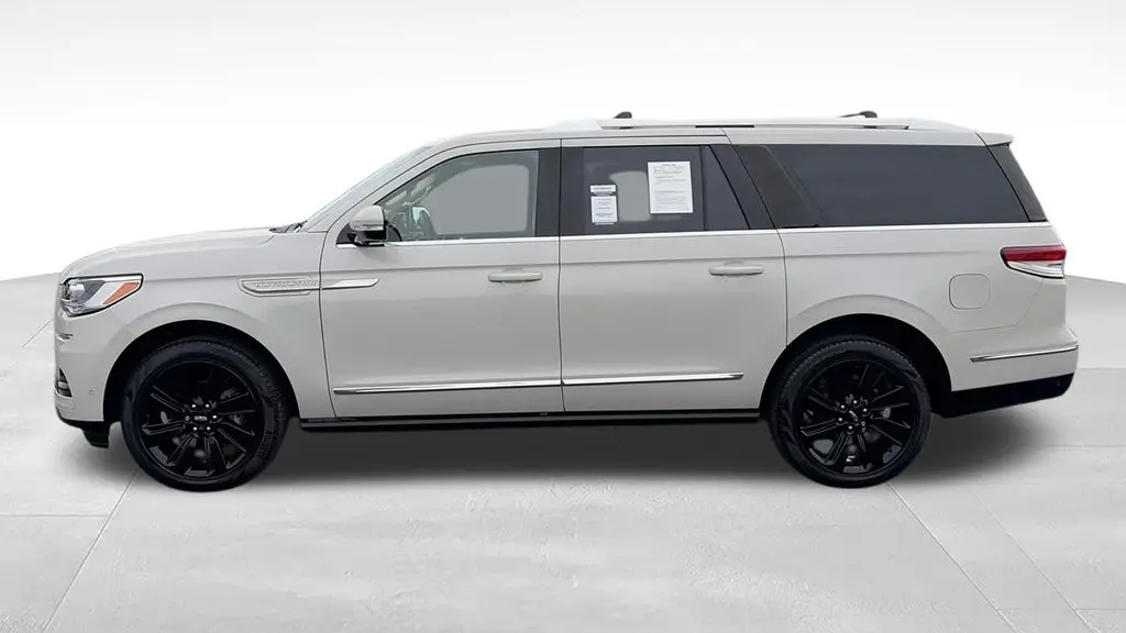 2024 Lincoln Navigator L Reserve