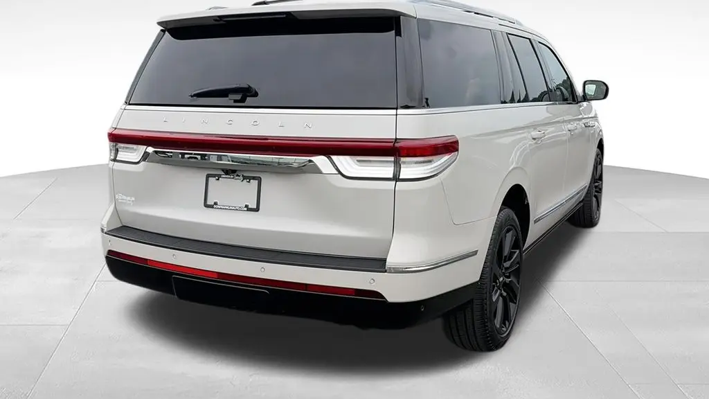 2024 Lincoln Navigator L Reserve