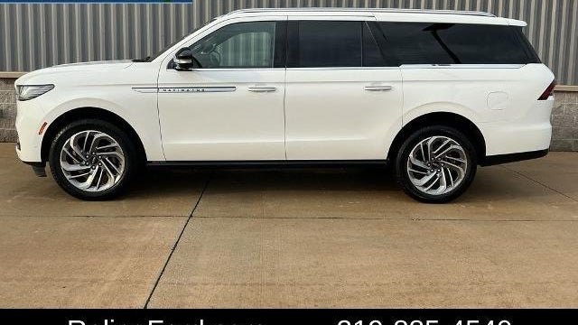 2025 Lincoln Navigator L Reserve