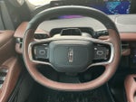 2025 Navigator L Thumbnail 14