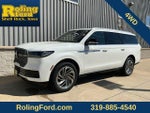 2025 Navigator L Thumbnail 1