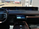 2025 Navigator L Thumbnail 13