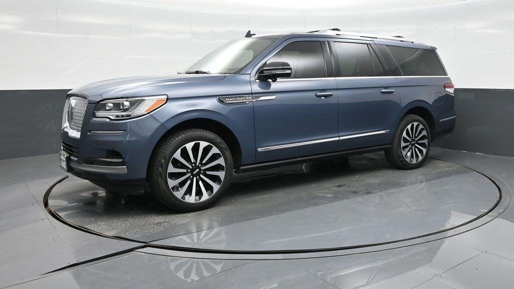 Preowned 2023 Lincoln Navigator L Reserve for Sale