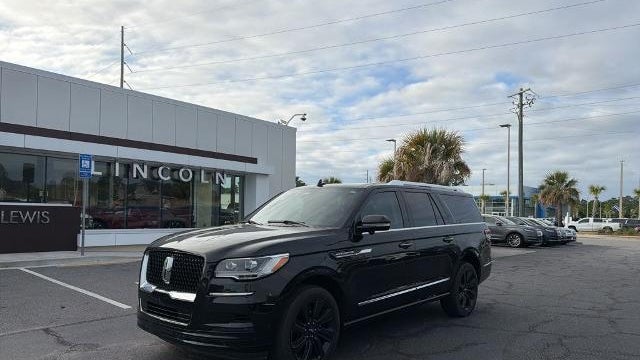 2023 Lincoln Navigator L Reserve