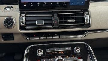 2023 Lincoln Navigator L Reserve