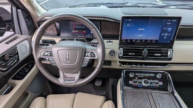 2023 Lincoln Navigator L Reserve