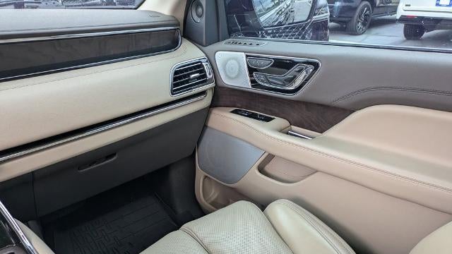 2023 Lincoln Navigator L Reserve