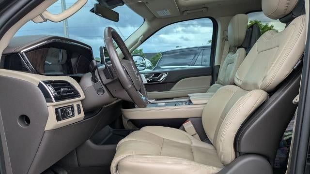 2023 Lincoln Navigator L Reserve